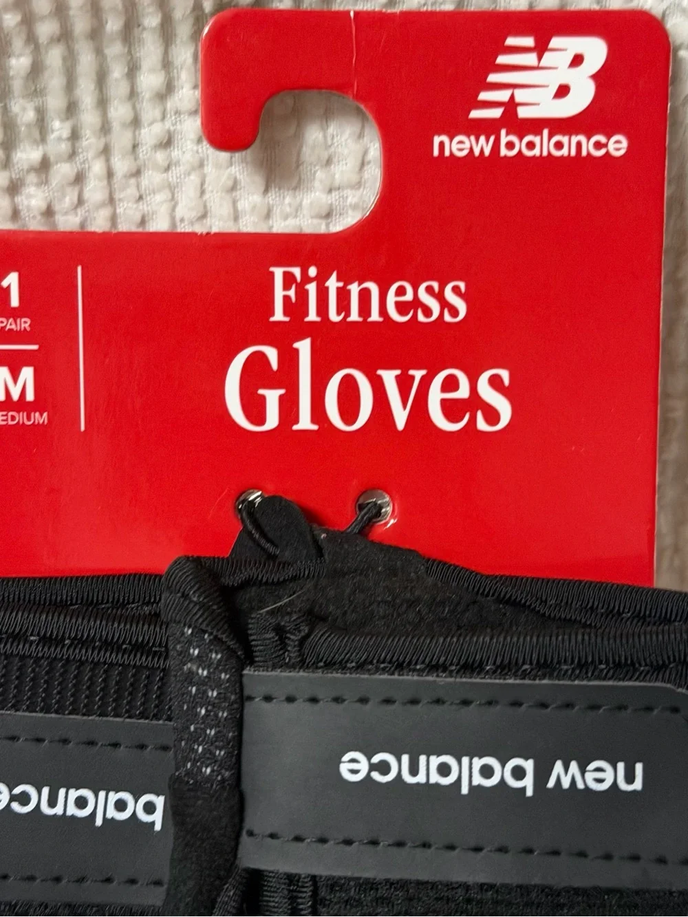 New Balance Black and White Fingerless Fitness Gloves Sz M
